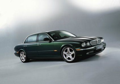 XJ 6